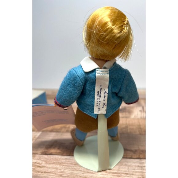 *932 MADAME ALEXANDER DOLL IN BOX 8" INTERNATIONAL AUSTRIA BOY 533 - Picture 3 of 3